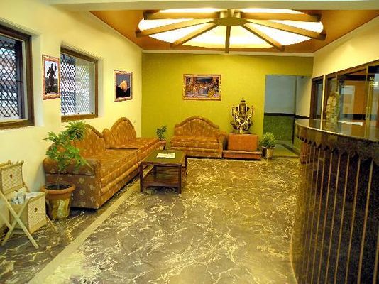Green Hotel
